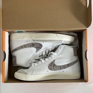 Nike Blazer mid high top ‘77
